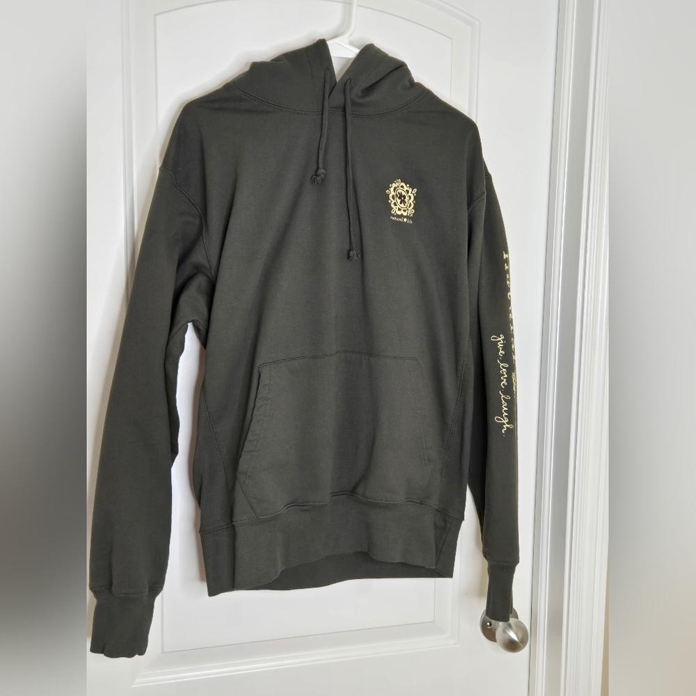 40. Natural Life | Graphic Sweatshirt – Black – Size Small (Oversized, 24" PTP)